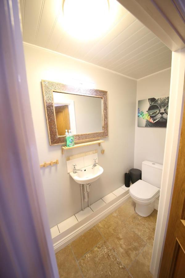 Number 4 Apartment Exeter Luaran gambar